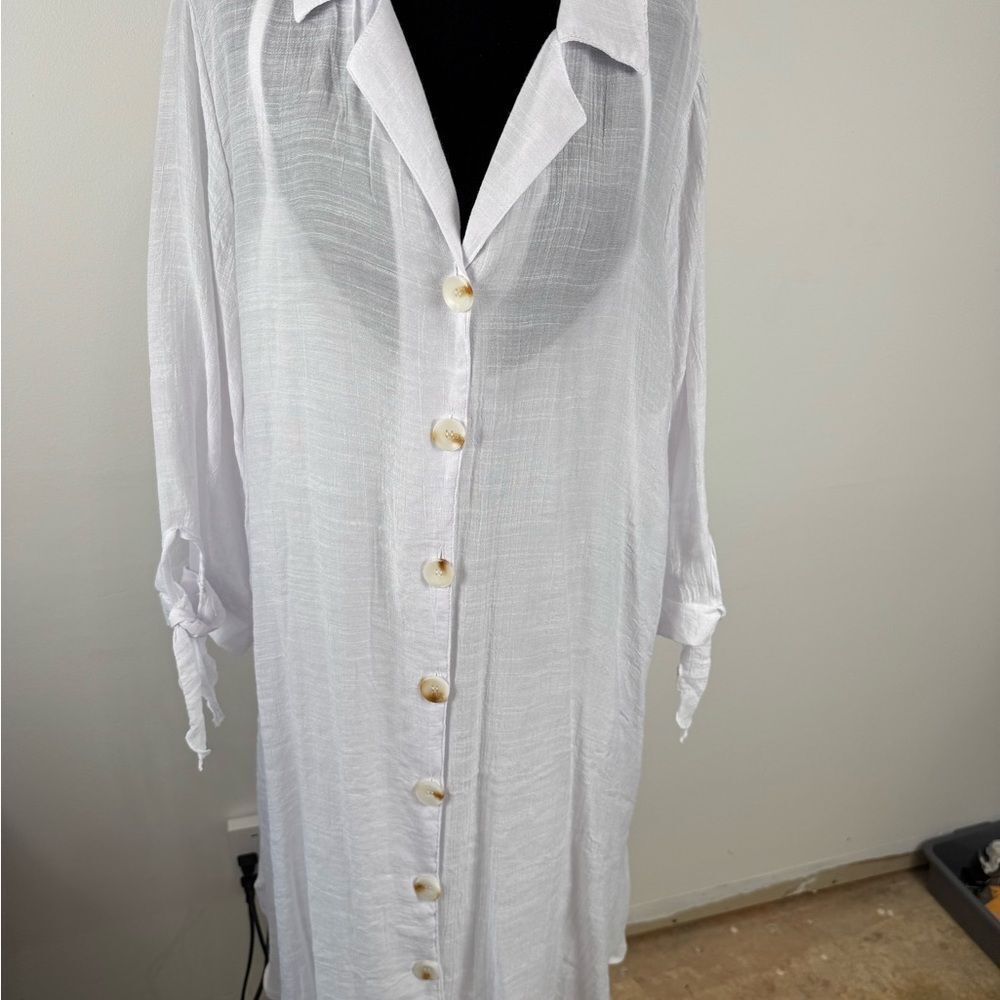 Mlle Gabrielle Light white Textured Fabric dress
